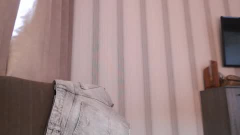 Snapshot of pineapple__mood chatting on November 2025 06:35:02 AM online show from November 2025 06:35:02 AM