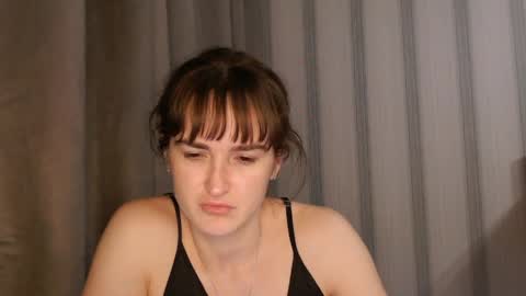 Snapshot of pineapple__mood chatting on May 2026 04:46:02 PM online show from May 2026 04:46:02 PM