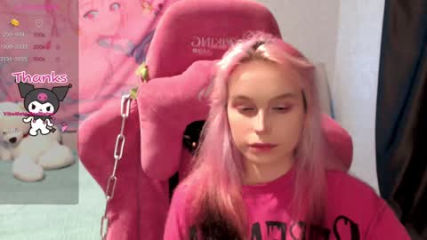 Snapshot of pineapple_dope chatting on December 2024 07:11:02 PM Nancy online show from December 2024 07:11:02 PM