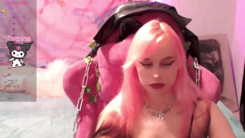 Snapshot of pineapple_dope chatting on February 2025 11:16:01 PM Nancy online show from February 2025 11:16:01 PM