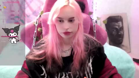 Snapshot of pineapple_dope chatting on February 2025 09:41:02 PM Nancy online show from February 2025 09:41:02 PM