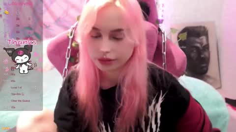 Snapshot of pineapple_dope chatting on February 2025 12:47:02 AM Nancy online show from February 2025 12:47:02 AM