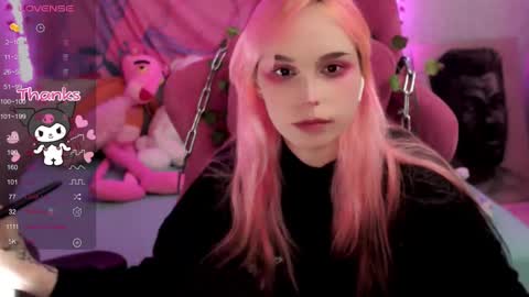 Snapshot of pineapple_dope chatting on February 2025 10:39:02 PM Nancy online show from February 2025 10:39:02 PM