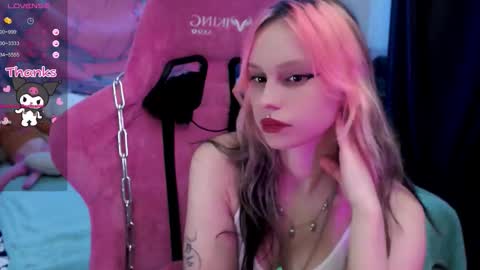 Snapshot of pineapple_dope chatting on September 2025 08:53:02 PM Nancy online show from September 2025 08:53:02 PM