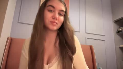 Susie online show from February 2026 09:19:01 PM