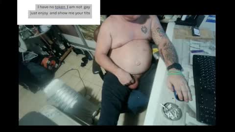 pini_z online show from December 2024 09:47:02 PM