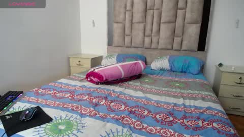 tiffany online show from April 2026 07:16:01 PM