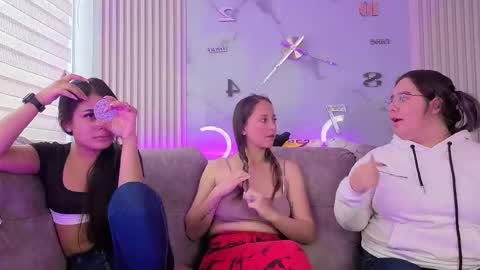 Snapshot of pink_as chatting on February 2026 01:22:02 PM pink_as online show from February 2026 01:22:02 PM