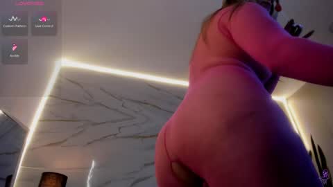 pink_secret online show from May 2026 01:39:02 PM