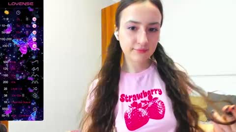 pink_soda33 online show from June 2026 05:17:01 AM