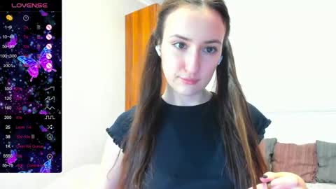 pink_soda33 online show from June 2026 10:48:01 AM