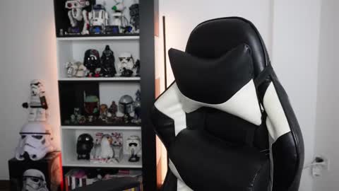 Snapshot of pinkcatlive chatting on February 2026 05:16:02 PM Emily online show from February 2026 05:16:02 PM