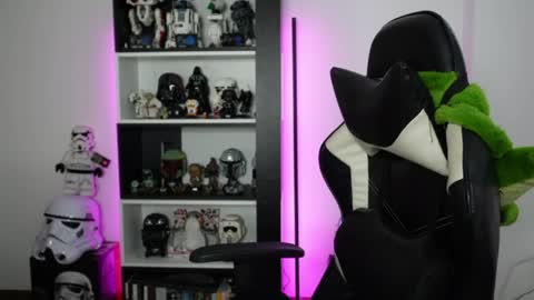 Snapshot of pinkcatlive chatting on July 2026 05:22:02 PM Emily online show from July 2026 05:22:02 PM