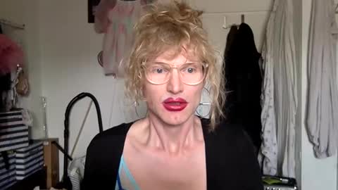 Snapshot of pinkfag chatting on February 2025 10:39:02 AM pinkfag online show from February 2025 10:39:02 AM