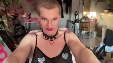 Snapshot of pinkfag chatting on January 2026 02:52:02 PM pinkfag online show from January 2026 02:52:02 PM