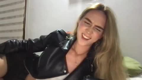 Pinkilola online show from April 2026 03:56:01 AM