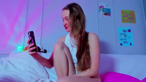 Mila online show from February 2026 08:13:02 AM