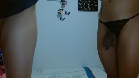 Snapshot of pinkluna0 chatting on November 2025 11:05:02 PM pinkluna0 online show from November 2025 11:05:02 PM