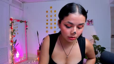 Snapshot of pinkpantherr_ chatting on October 2025 11:02:01 PM Sarah .. online show from October 2025 11:02:01 PM