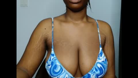 pinkxsugar online show from October 2025 12:04:02 PM