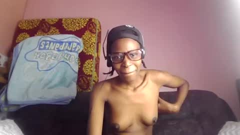 pinky_cockoo online show from July 2026 10:39:01 AM