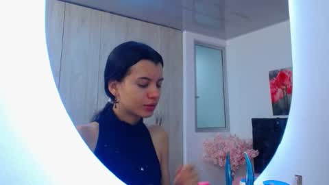 pinky_f00x online show from January 2026 07:38:02 PM