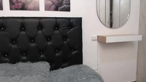 pinky_f00x online show from May 2026 07:32:02 PM