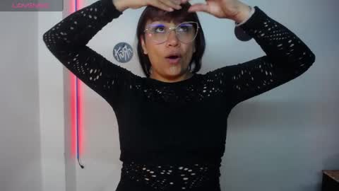 VIOLETA LOPEZ online show from May 2026 06:13:02 PM