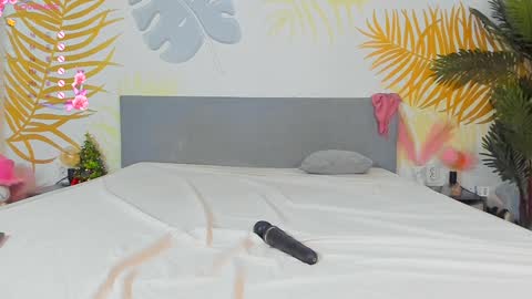 Pinkyishere online show from January 2025 09:01:02 AM