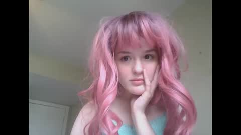 Snapshot of pinkykittykat chatting on April 2026 05:51:01 PM pinkykittykat online show from April 2026 05:51:01 PM