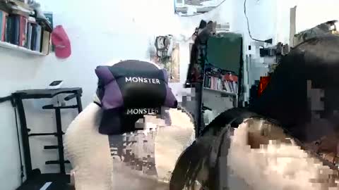 Snapshot of pinkyrosexx chatting on January 2025 02:45:02 AM Rose online show from January 2025 02:45:02 AM