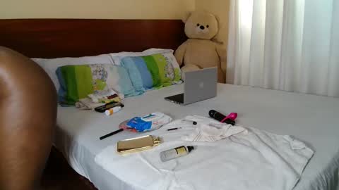 Snapshot of pinkysmiles chatting on June 2026 05:08:01 AM Pinky online show from June 2026 05:08:01 AM