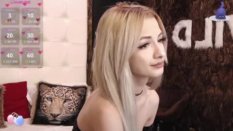 Pinky online show from February 2025 08:13:02 PM