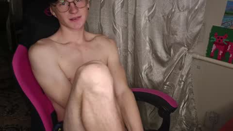 Snapshot of pinochetti chatting on January 2025 08:22:02 PM Incubus online show from January 2025 08:22:02 PM