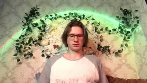 Snapshot of pinochetti chatting on February 2026 03:28:02 PM Incubus online show from February 2026 03:28:02 PM