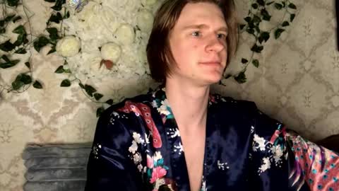 Snapshot of pinochetti chatting on February 2026 03:51:01 PM Incubus online show from February 2026 03:51:01 PM