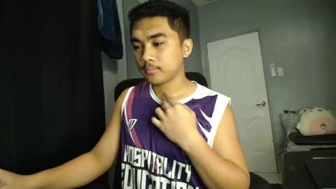 Adrianne online show from December 2025 02:43:02 AM