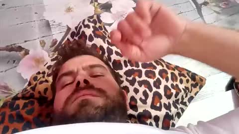 Snapshot of pinzarumarian70 chatting on October 2025 10:47:01 AM pinzarumarian70 online show from October 2025 10:47:01 AM