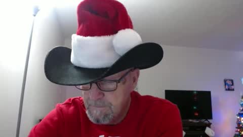 Snapshot of pipewizard chatting on December 2024 12:50:01 AM pipewizard online show from December 2024 12:50:01 AM