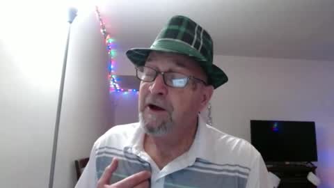 Snapshot of pipewizard chatting on December 2024 12:20:01 AM pipewizard online show from December 2024 12:20:01 AM