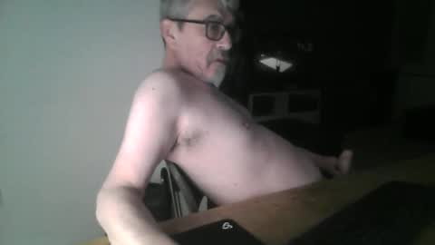 pipi2704 online show from April 2026 09:56:02 PM