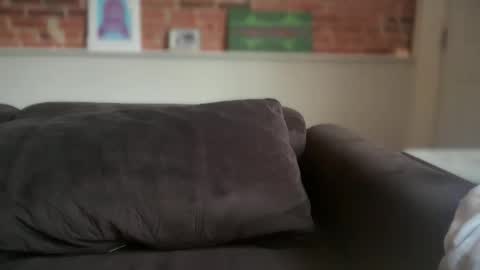 Snapshot of pirdybirdyxo chatting on November 2025 09:37:01 PM pirdybirdyxo online show from November 2025 09:37:01 PM