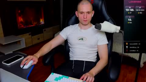 STRONGBEAUTY online show from January 2025 01:30:01 PM