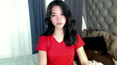 Snapshot of pitchy_pitch chatting on February 2025 07:16:02 PM The Girl Named Eyve online show from February 2025 07:16:02 PM