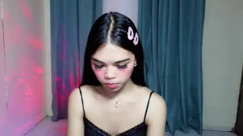 The Girl Named Eyve online show from May 2026 06:35:02 PM