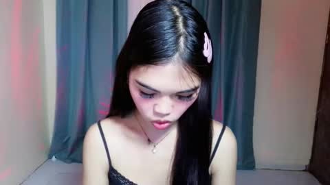 The Girl Named Eyve online show from May 2026 05:51:01 PM