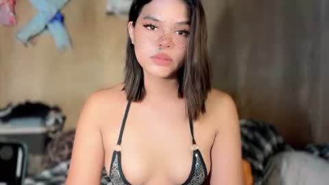 Snapshot of pititexxx69 chatting on June 2026 03:16:01 AM sunshine online show from June 2026 03:16:01 AM