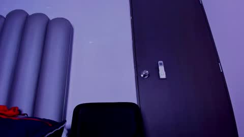 Snapshot of pitufa__ chatting on February 2026 08:05:02 PM pitufa__ online show from February 2026 08:05:02 PM