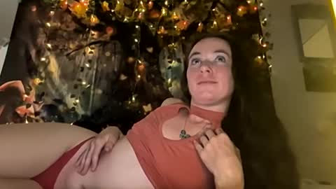 Snapshot of pixie_bella chatting on September 2025 02:27:02 AM pixie_bella online show from September 2025 02:27:02 AM