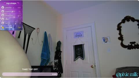 Snapshot of pixie_milk chatting on January 2025 04:48:02 AM jae online show from January 2025 04:48:02 AM